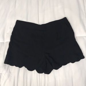 Boutique scallop bottom shorts